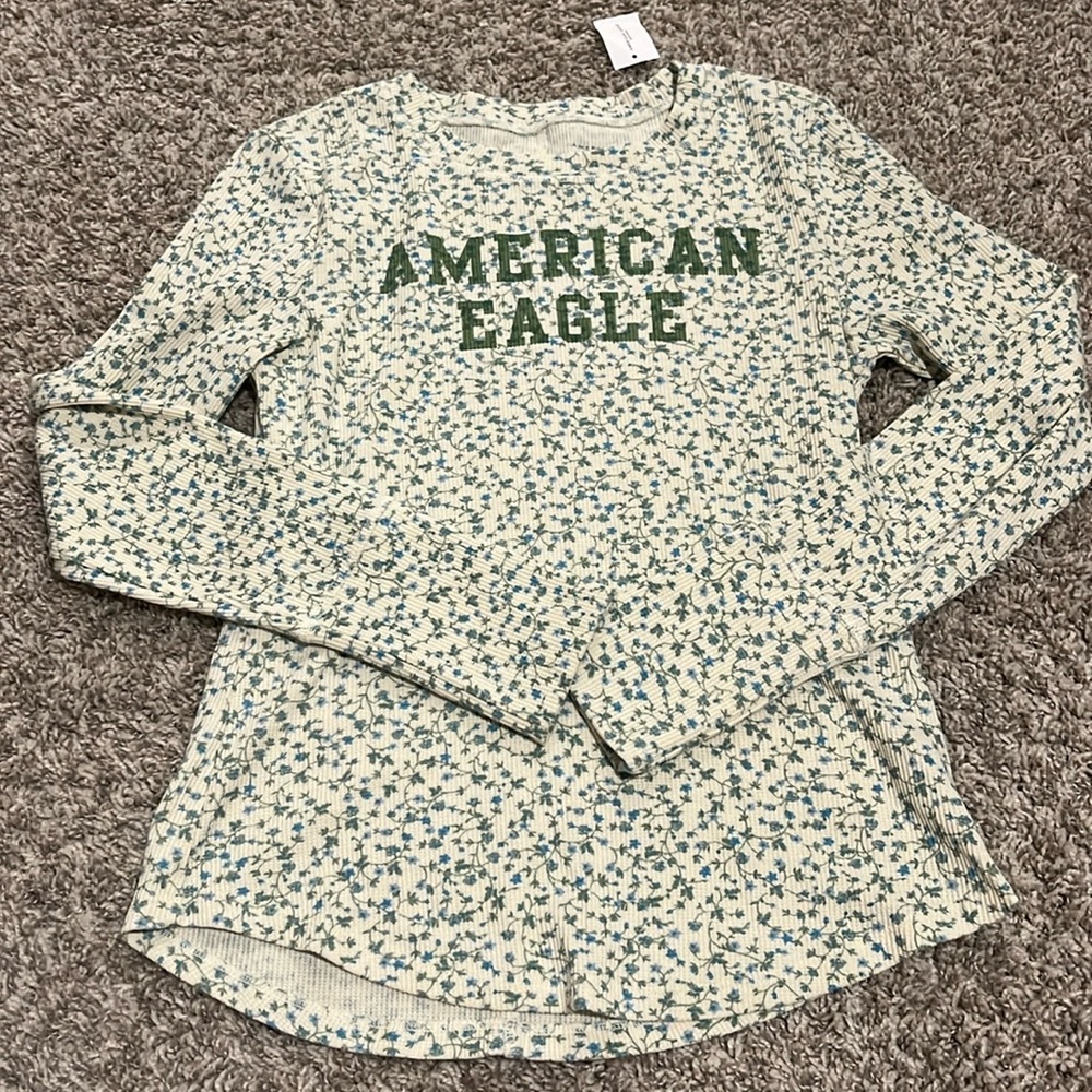 NWT American Eagle long sleeve